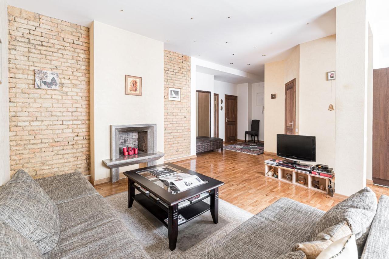 Angel House Vilnius, 8アパートメント エクステリア 写真